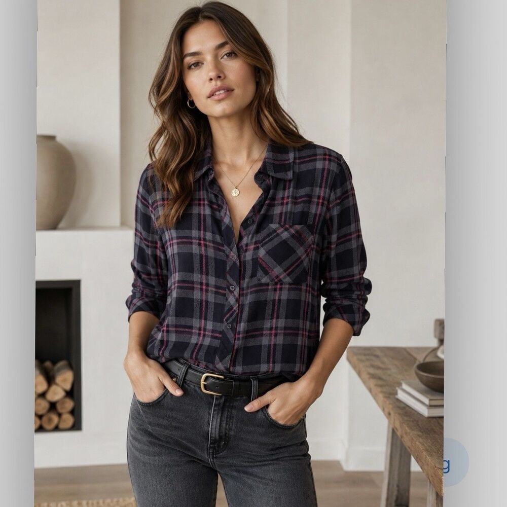 Rails Hunter Plaid Button Down Shirt Size Small Coal Grey Rose Navy Blue